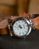 womens-leather-watch