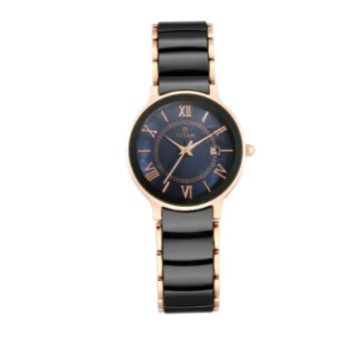 titan-quartz-analog-watch